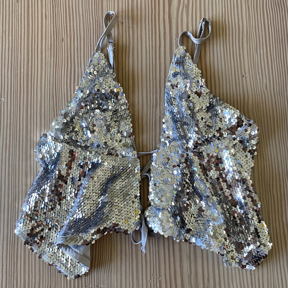 Princess Polly Silver Sequin Tie on Camisole Woman’s 2